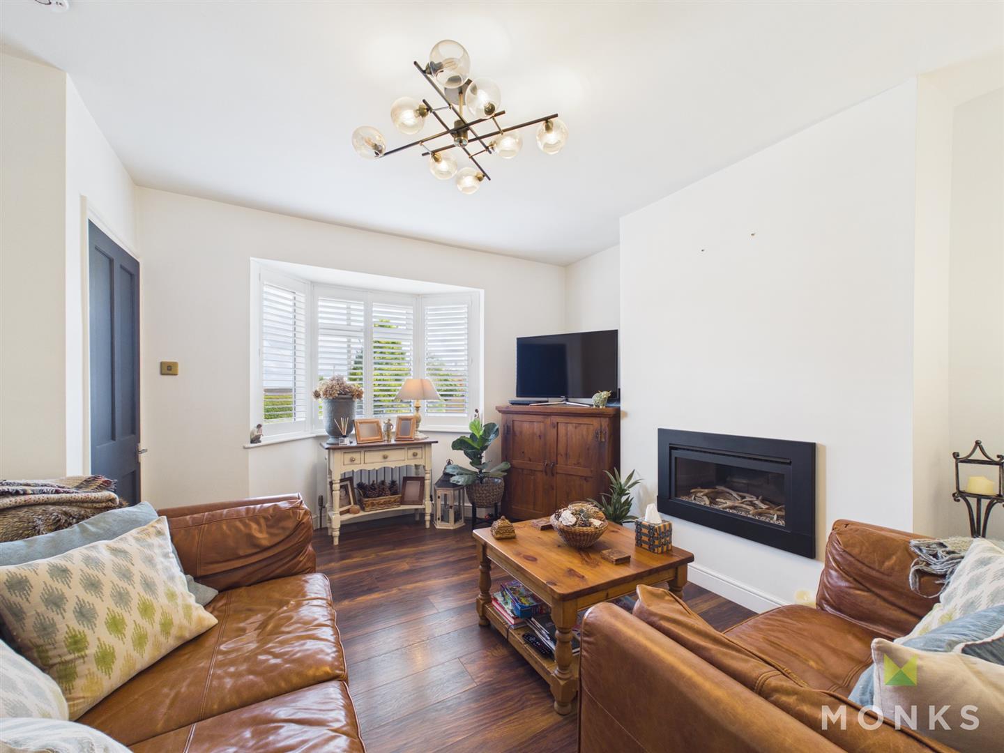 35 Lythwood Road, Shrewsbury, SY3 0LY For Sale